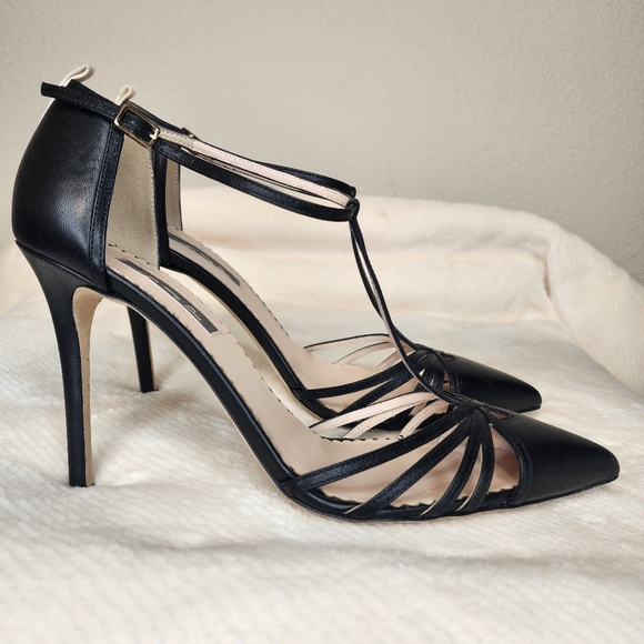 SJP by Sarah Jessica Parker Women's Carrie Dress Pump - Picture 5 of 7